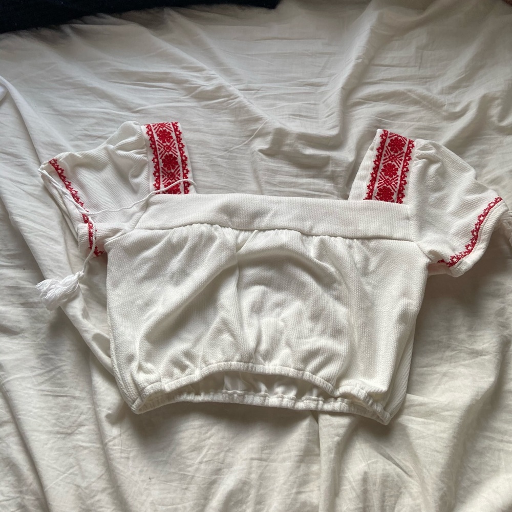 Forever 21 red white crop top - Picture 3 of 3